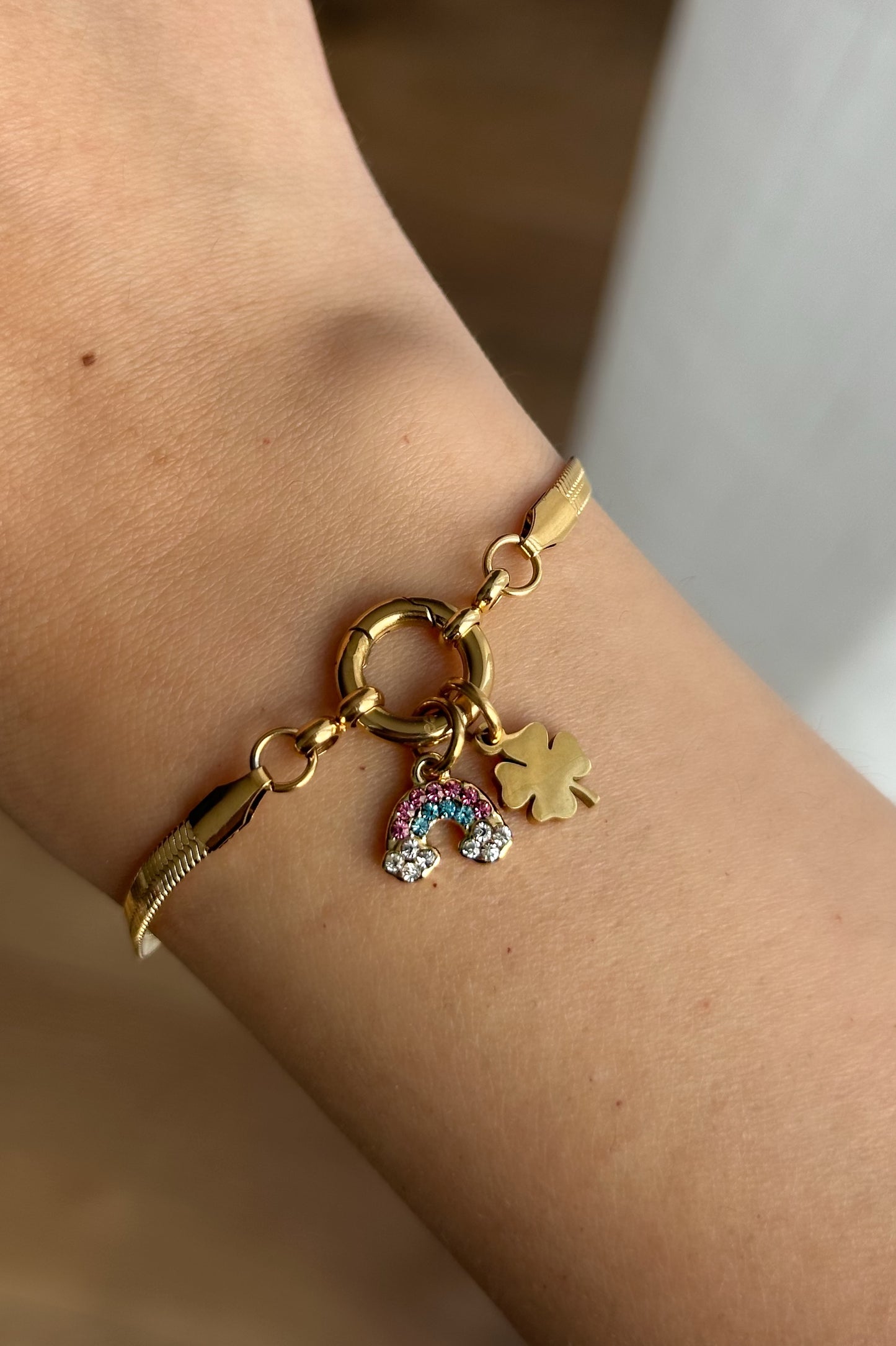 Висулка дъга с цирконии Iris