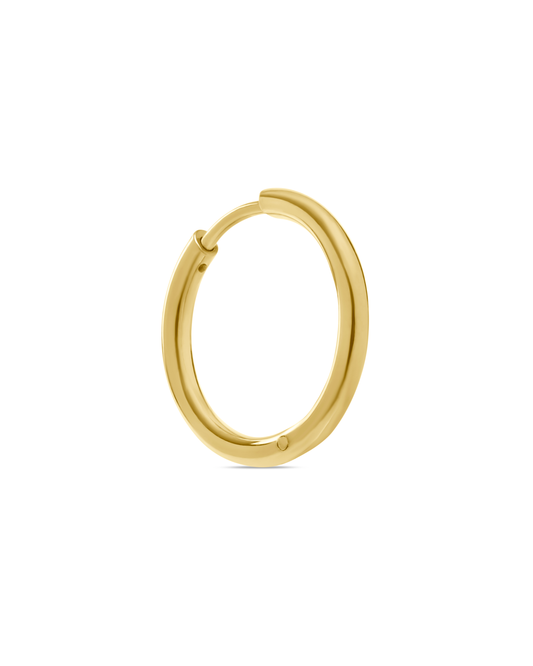 Обеци Nova Classic с медицинска стомана и 18K златно покритие. Лек и универсален модел, комбинират се с висулки Solea.